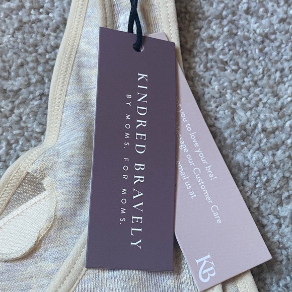 NWT Kindred Bravely Cream V-Neck Nursing and Maternity Bralette - Picture 6 of 9